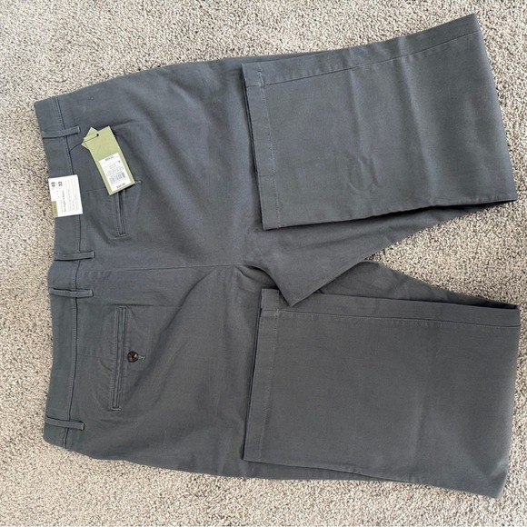 Goodfellow Co Straight Fit Chino Pants Men's 48x32 Gray Hidden Expandable Waist - Picture 3 of 5